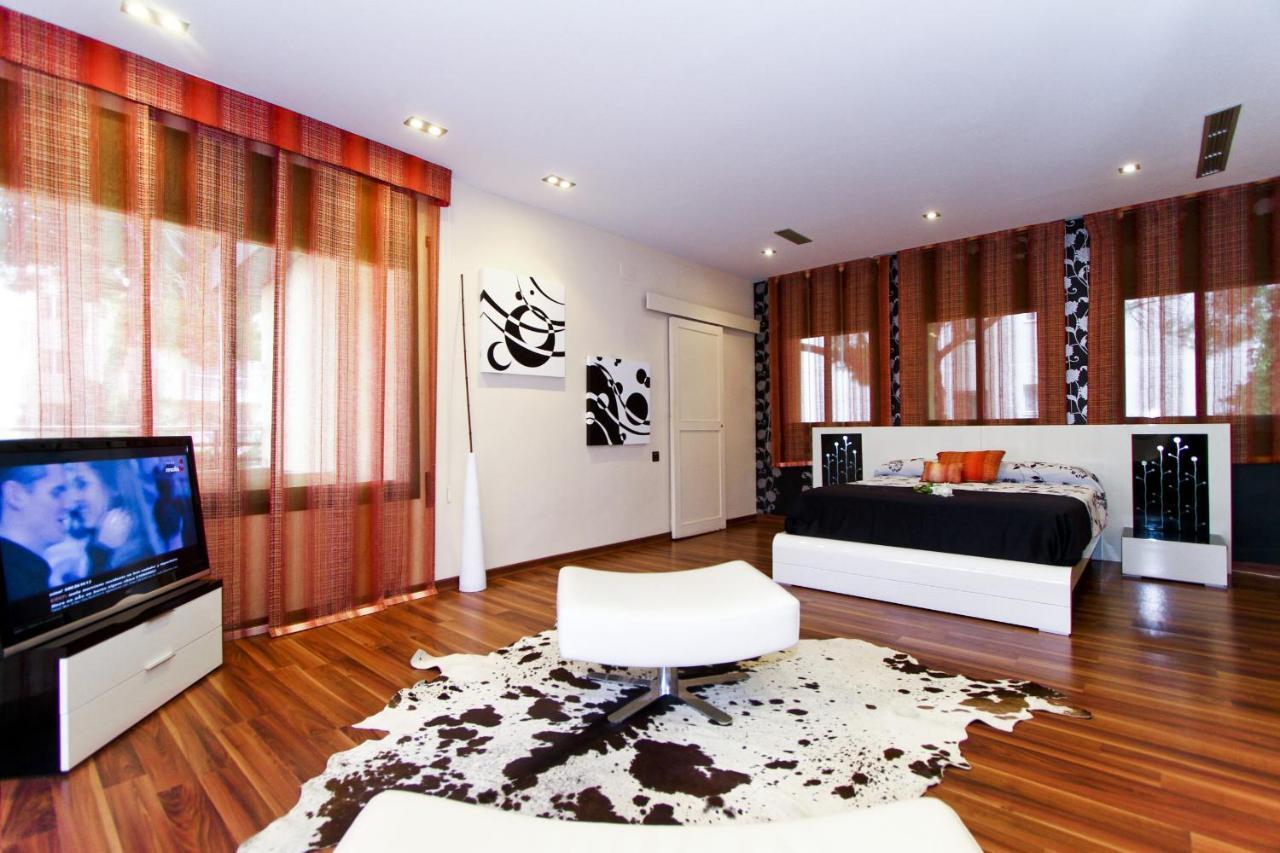 New Play Lake Villa Salou Zewnętrze zdjęcie